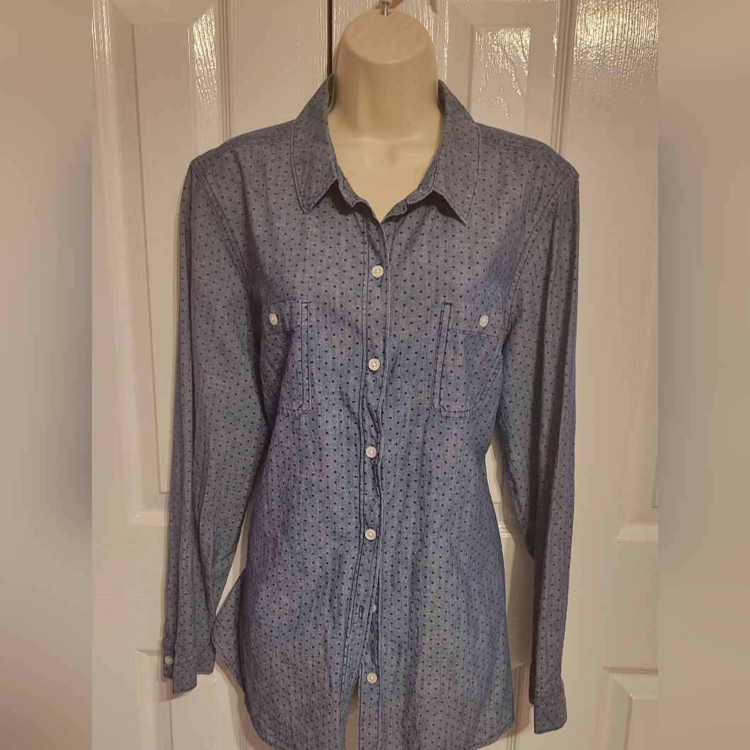 684 Old Navy ButtonDown Top